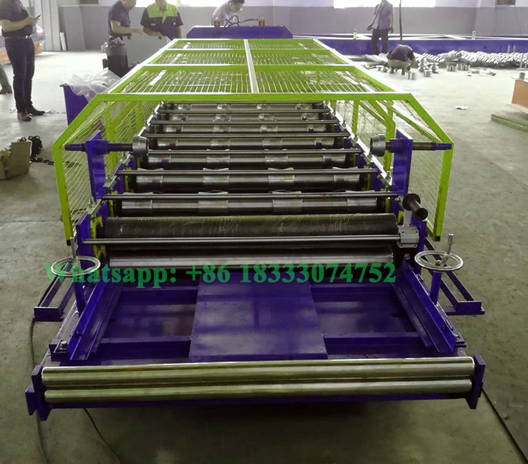Indonesia Eagle Rib Roof Forming Machine.jpg